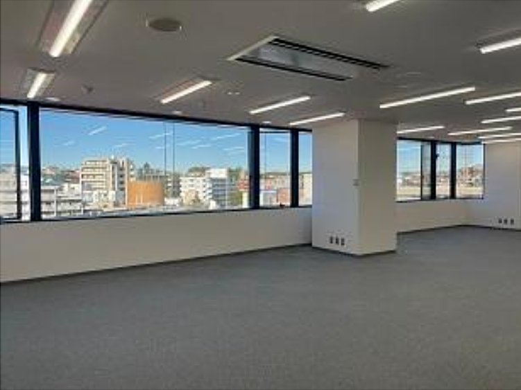 高層事務所・あざみ野駅2分・7階／貸事務所