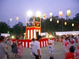 2007年たまプラーザ夏まつり　盆踊り会場（美しが丘公園・グラウンド）