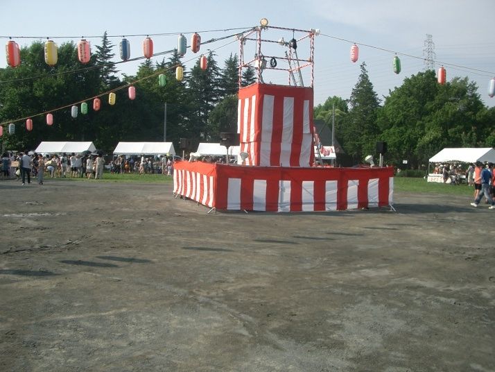 2010年たまプラーザ夏まつり　盆踊り会場（美しが丘公園・グラウンド） 