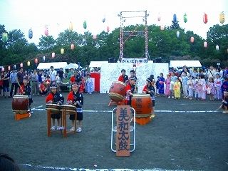 2011年たまプラーザ夏まつり 盆踊り会場（美しが丘公園・グラウンド） 