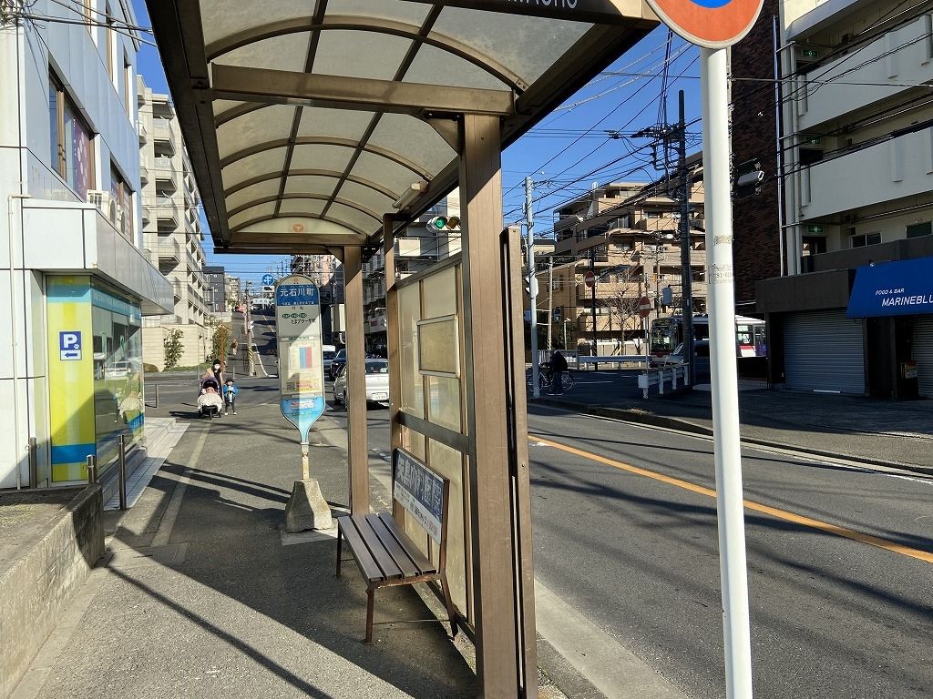 たまプラーザ駅行きのバス停「元石川町」